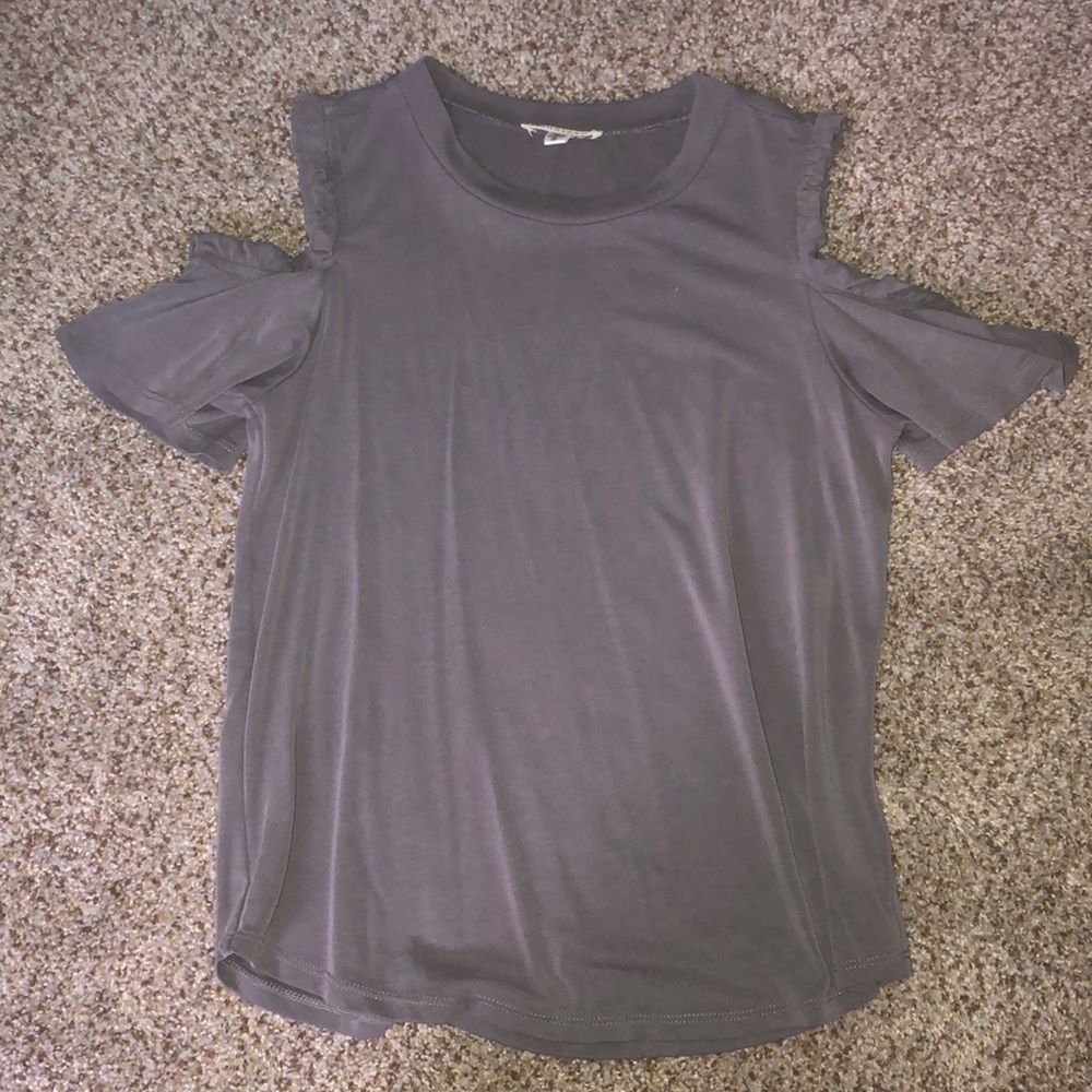 Gray Top With Cutout Sleeves!